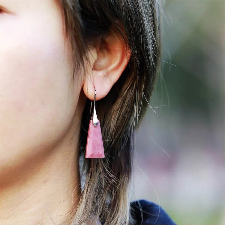 'Wiluray' Rhodonite Earrings - silver | ALLORA JADE